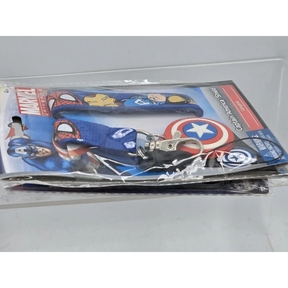 2 Lot Marvel Captain America Shield Pewter Key Ring NEW SEALED &‎ Lanyard!